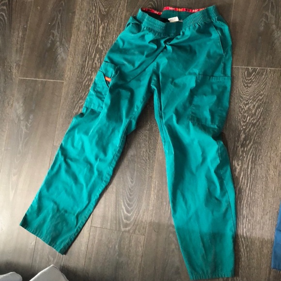 BOTH Scrub Sets (: small top & medium pants - Picture 3 of 4